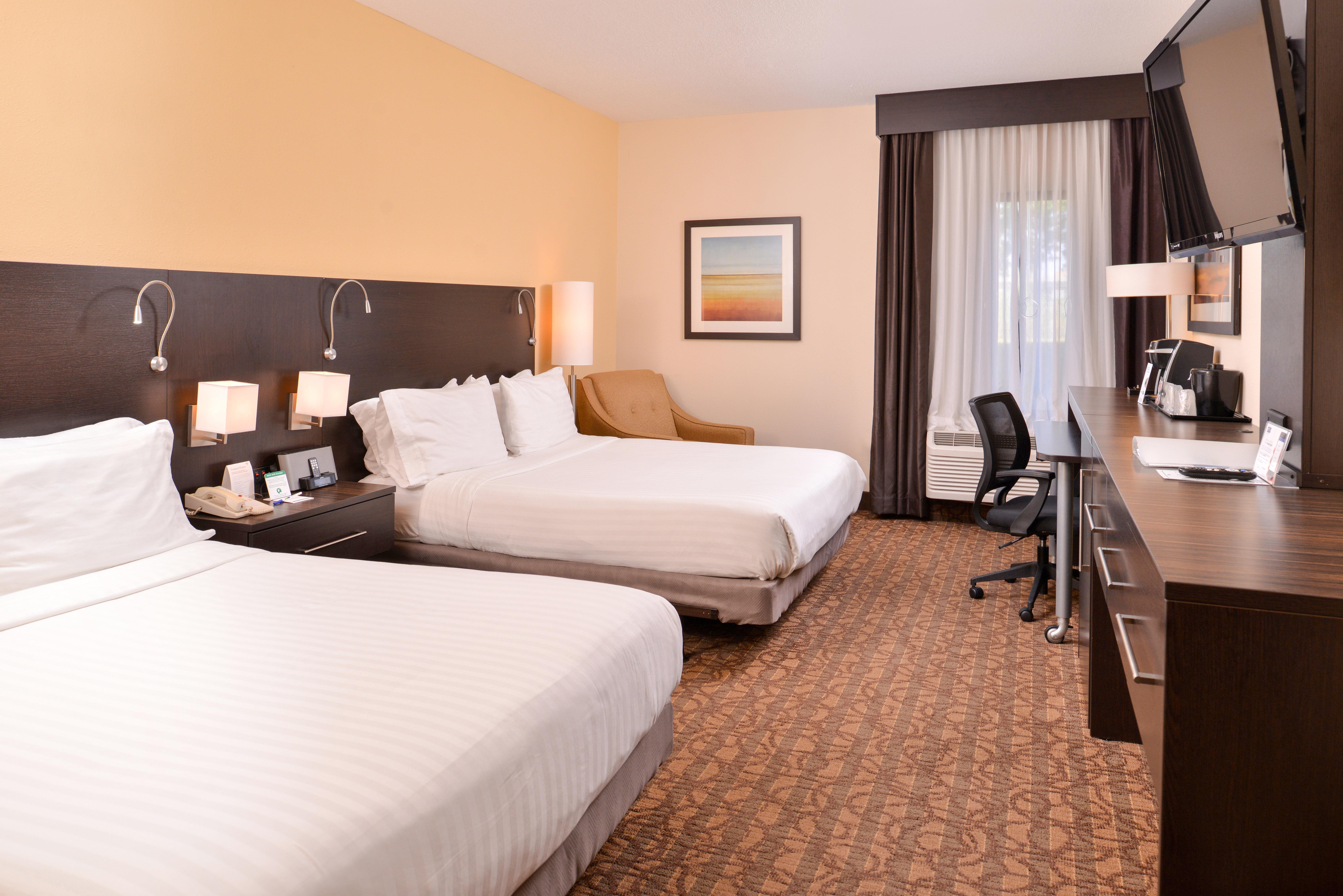 Express & West I-70 Wanamaker By Ihg