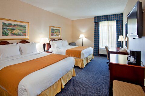 Hotel Express & West I-70 Wanamaker By Ihg Topeka